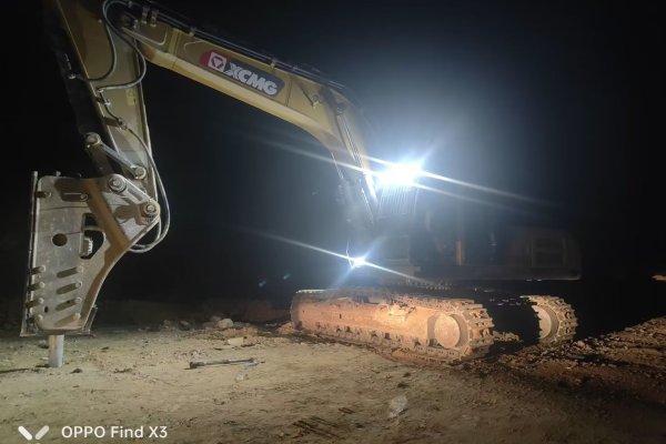 宁德市出售转让二手不详小时2022年徐工XE380DK挖掘机