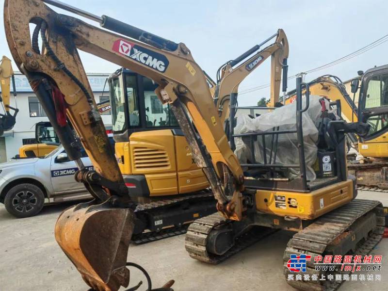 南宁市出售转让二手不详小时2022年徐工XE26U挖掘机