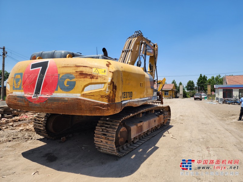 潍坊市出售转让二手不详小时2019年徐工XE370D挖掘机