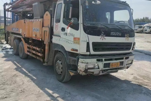 广州市出售转让二手不详小时2013年徐工HB46K泵车