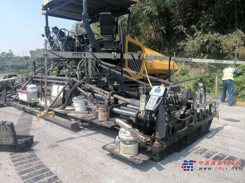 徐州市出售转让二手不详小时2022年徐工RP1655T沥青摊铺机