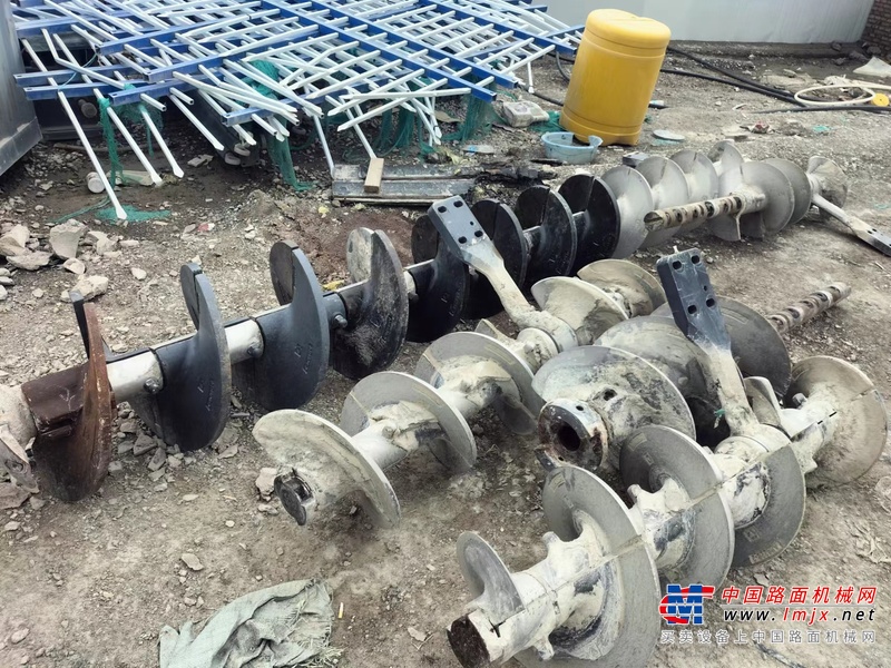 徐州市出售转让二手不详小时2019年徐工RP1655沥青摊铺机