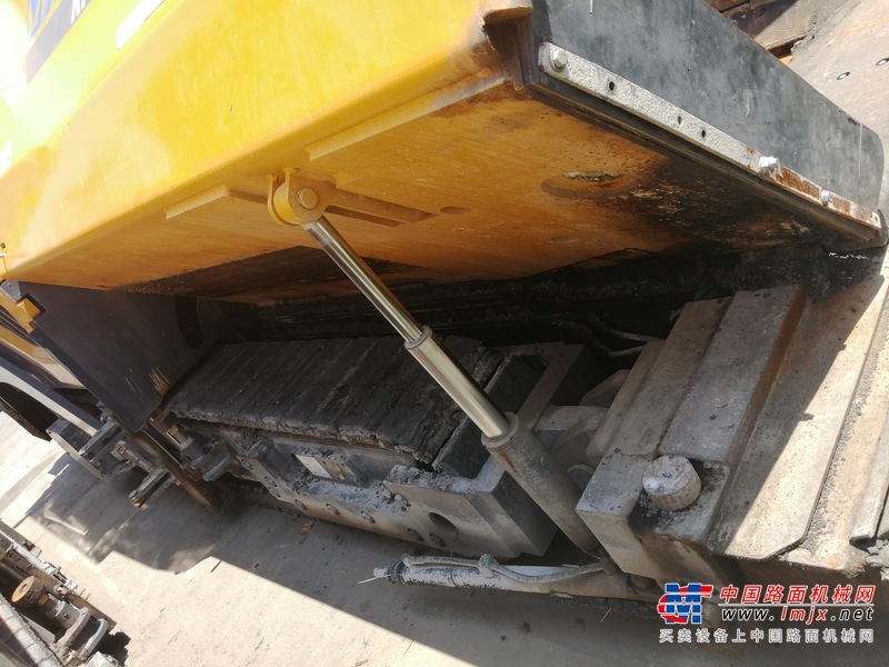 徐州市出售转让二手不详小时2022年徐工RP1655T沥青摊铺机