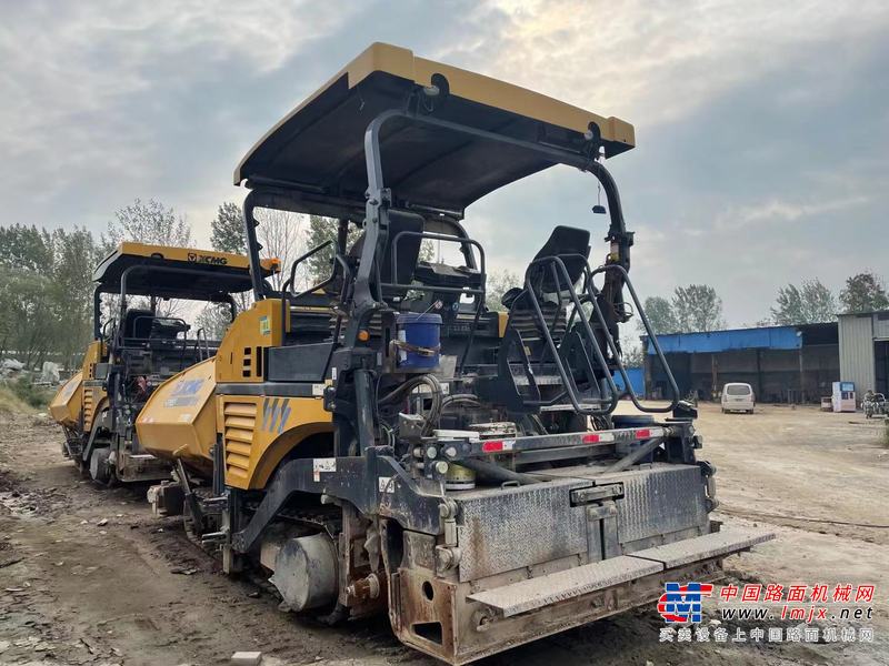 徐州市出售转让二手不详小时2019年徐工RP953沥青摊铺机
