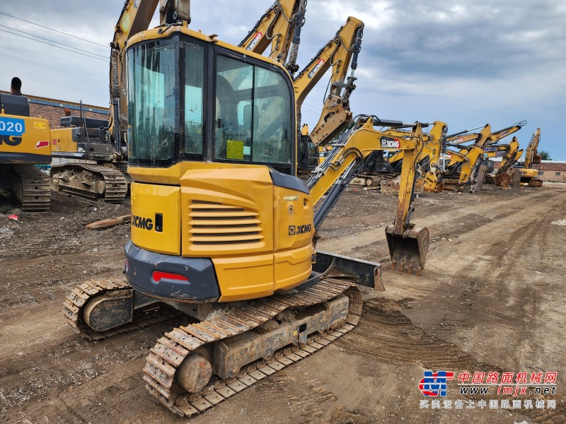 潍坊市出售转让二手不详小时2021年徐工XE35U挖掘机