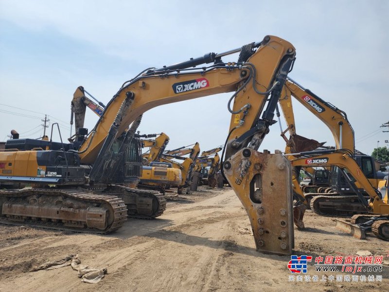 潍坊市出售转让二手不详小时2021年徐工XE550DK挖掘机