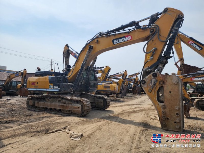潍坊市出售转让二手不详小时2021年徐工XE550DK挖掘机