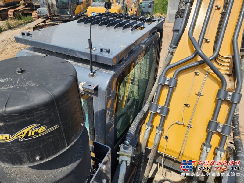 潍坊市出售转让二手不详小时2021年徐工XE550DK挖掘机