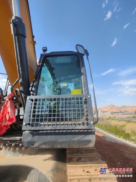兰州市出售转让二手不详小时2021年徐工XE370D挖掘机