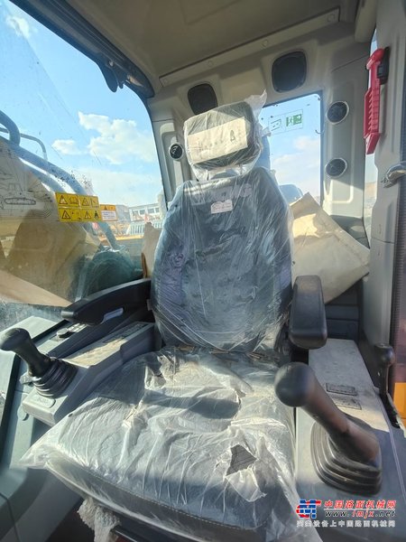 兰州市出售转让二手不详小时2021年徐工XE370D挖掘机