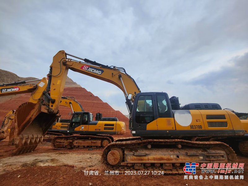 兰州市出售转让二手不详小时2021年徐工XE370D挖掘机