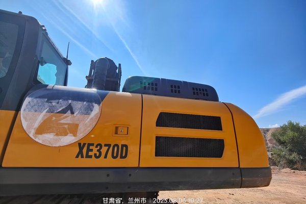 兰州市出售转让二手不详小时2021年徐工XE370D挖掘机