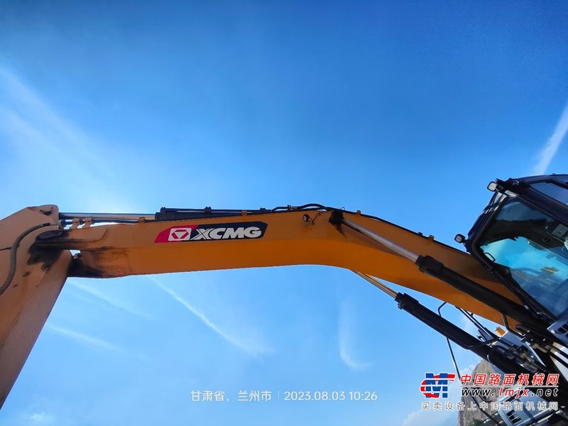兰州市出售转让二手不详小时2021年徐工XE370D挖掘机