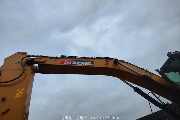 兰州市出售转让二手不详小时2021年徐工XE370D挖掘机