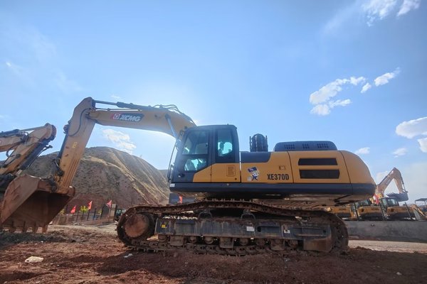 兰州市出售转让二手不详小时2021年徐工XE370D挖掘机