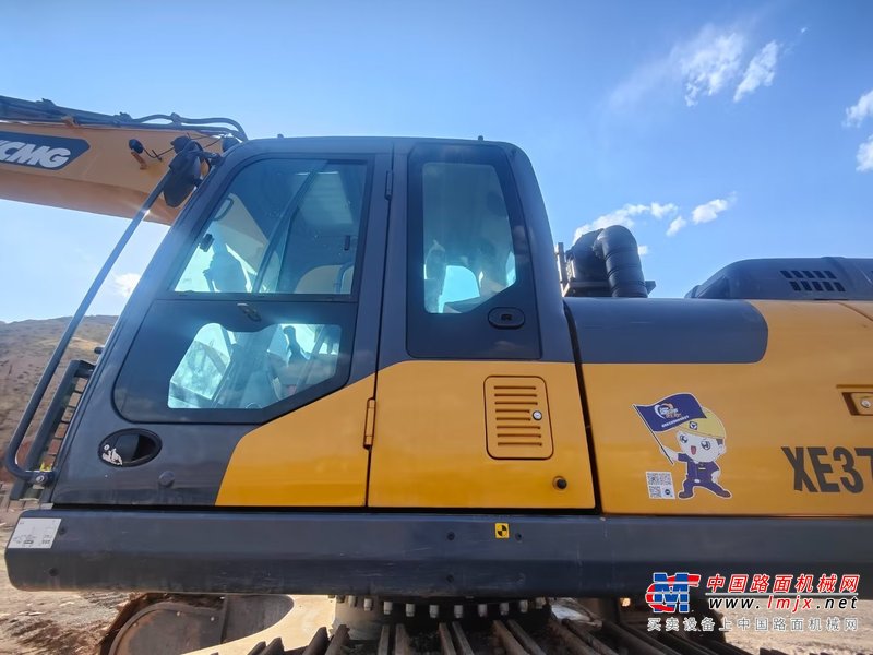 兰州市出售转让二手不详小时2021年徐工XE370D挖掘机