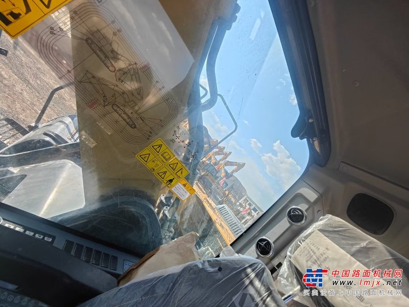 兰州市出售转让二手不详小时2021年徐工XE370D挖掘机