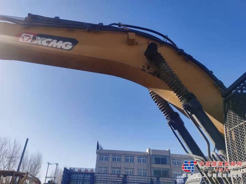 朝阳市出售转让二手不详小时2020年徐工XE550DK挖掘机