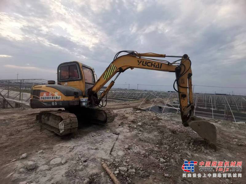 南通市出售转让二手不详小时2010年玉柴YC60-8挖掘机