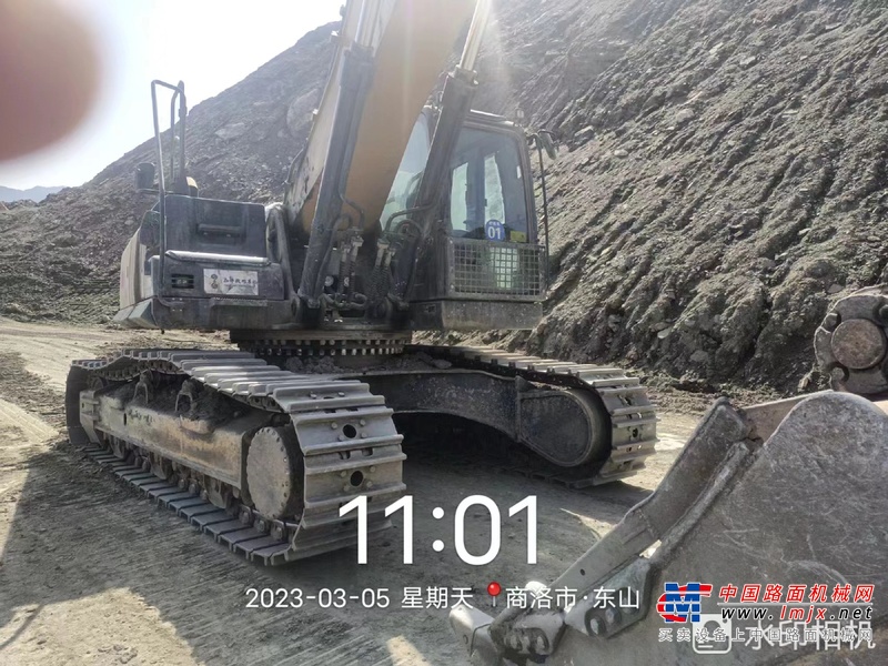 汉中市出售转让二手不详小时2021年徐工XE380DK挖掘机