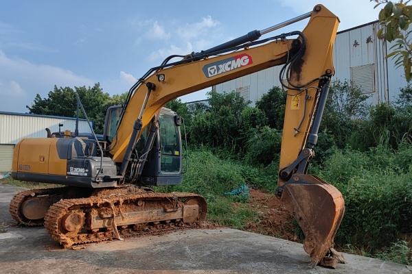 池州市出售转让二手不详小时2018年徐工XE490D挖掘机