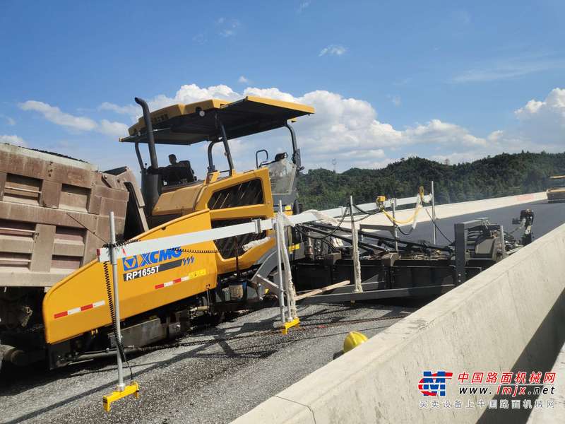 徐州市出售转让二手不详小时2022年徐工RP1655T沥青摊铺机