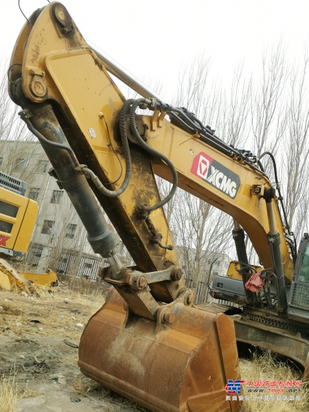 朝阳市出售转让二手不详小时2020年徐工XE490DK挖掘机