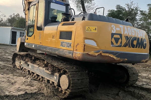 西安市出售转让二手不详小时2018年徐工XE240D挖掘机