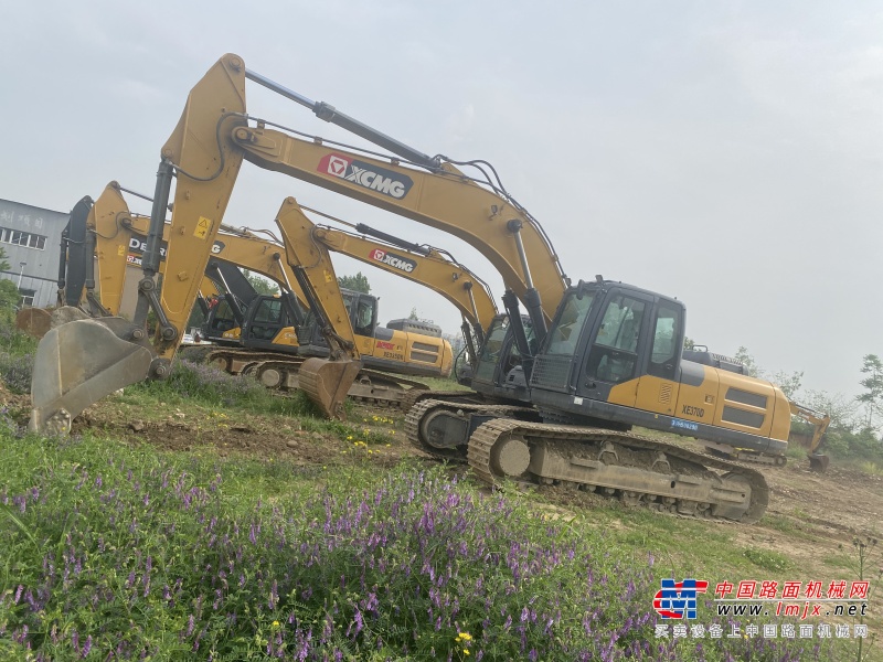汉中市出售转让二手不详小时2021年徐工XE310DA挖掘机