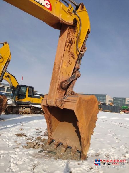 喀什地区出售转让二手不详小时2022年徐工XE550DK挖掘机