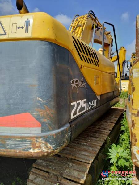 长春市出售转让二手不详小时2011年现代R225LC-9挖掘机