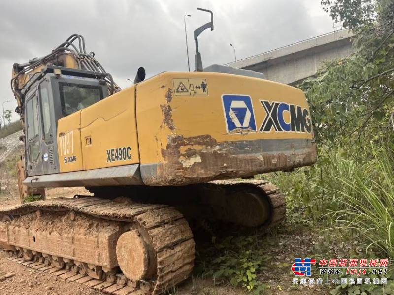 宜昌市出售转让二手不详小时2017年徐工XE470D挖掘机