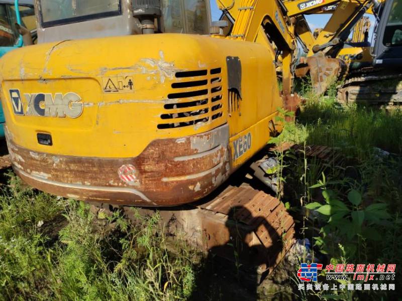 长春市出售转让二手不详小时2011年徐工XE60挖掘机