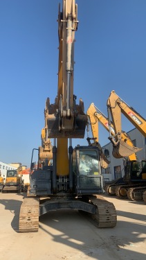 银川市出售转让二手不详小时2022年徐工XE245DK挖掘机