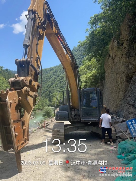 汉中市出售转让二手不详小时2020年徐工XE245DK挖掘机