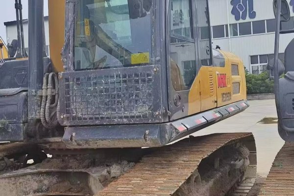 合肥市出售转让二手不详小时2021年徐工XE270DK挖掘机