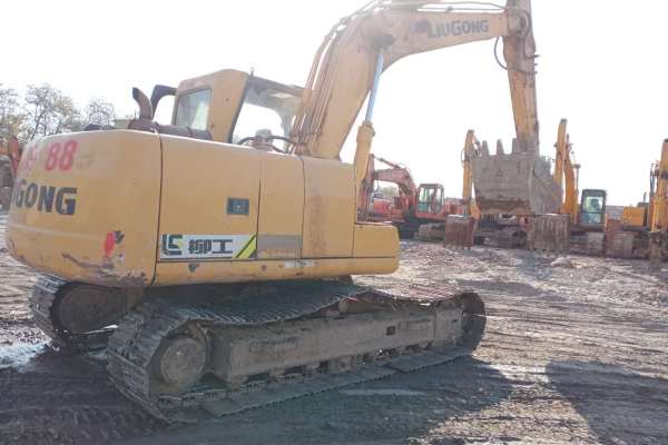 石家庄市出售转让二手不详小时2000年柳工CLG915C挖掘机
