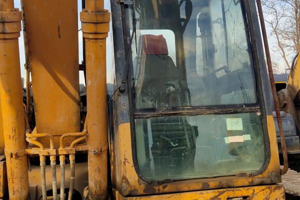 石家庄市出售转让二手不详小时2000年雷沃重工FR150D挖掘机