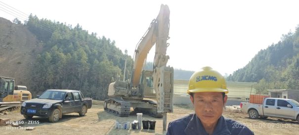 九江市出售转让二手不详小时2021年徐工XE380DK挖掘机