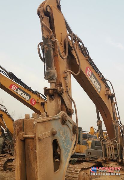 石家庄市出售转让二手不详小时2020年徐工XE490DK挖掘机