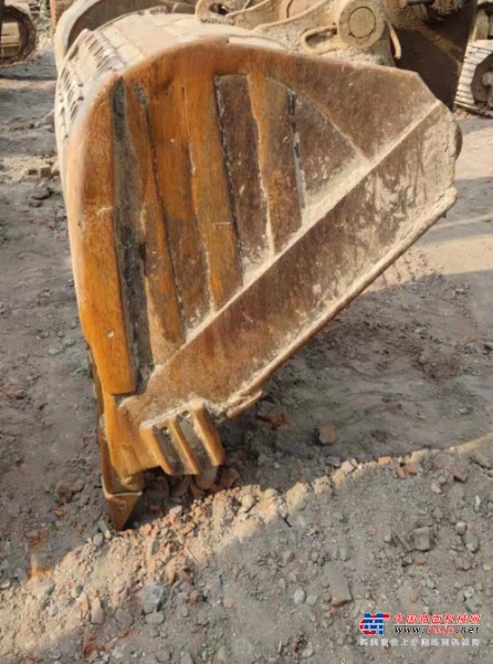 石家庄市出售转让二手不详小时2000年日立EX200-3挖掘机