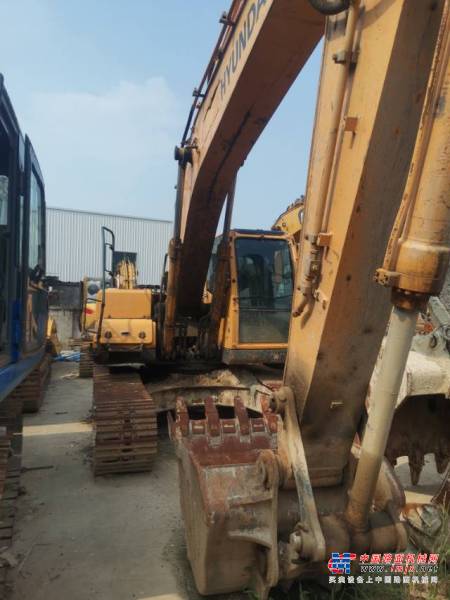 徐州市出售转让二手不详小时2013年现代R215-9挖掘机