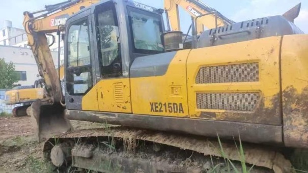 淮安市出售转让二手不详小时2020年徐工XE200DA挖掘机