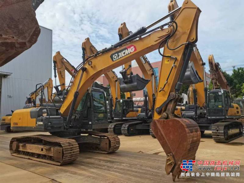 南宁市出售转让二手不详小时2020年徐工XE200DA挖掘机