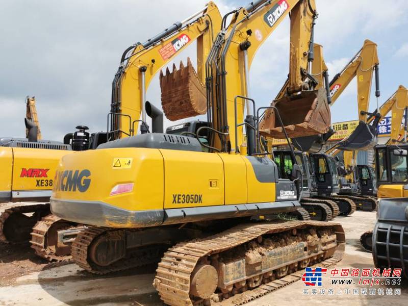 南宁市出售转让二手不详小时2021年徐工XE270DK挖掘机