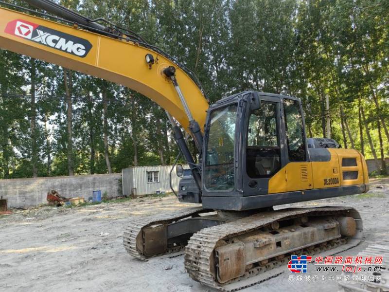 天津出售转让二手不详小时2021年徐工XE210DA挖掘机