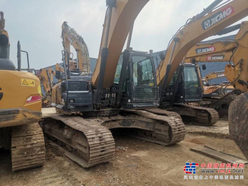 徐州市出售转让二手不详小时2021年徐工XE270DK挖掘机