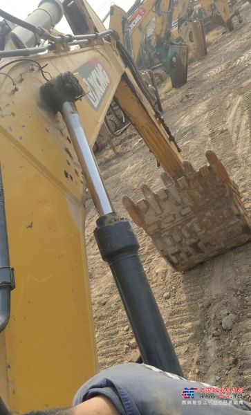 石家庄市出售转让二手不详小时2019年徐工XE490DK挖掘机