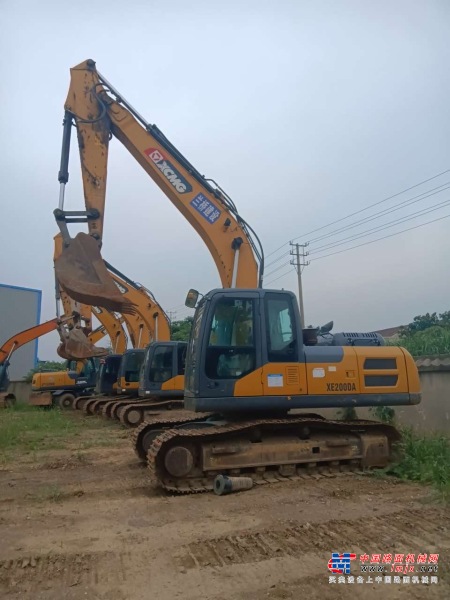 南京市出售转让二手不详小时2020年徐工XE200DA挖掘机