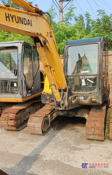 石家庄市出售转让二手不详小时2013年现代R60-7挖掘机